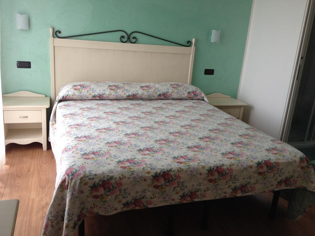 Affittacamere Battistoli Costermano Quarto foto